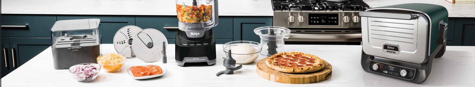 Vue d'un airfryer moderne dans une cuisine lumineuse